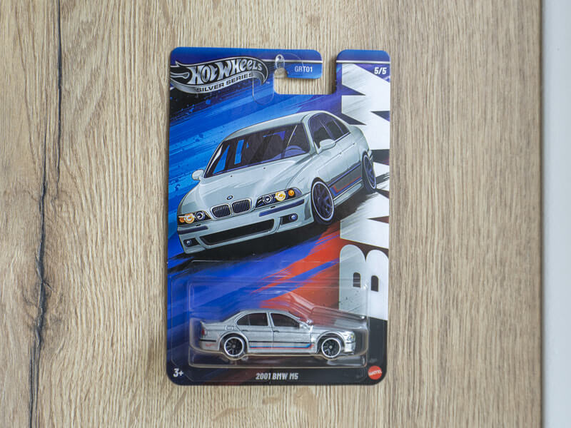 2001 BMW M5