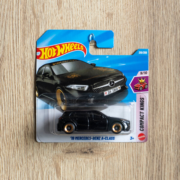 '19 Mercedes-Benz A-Class